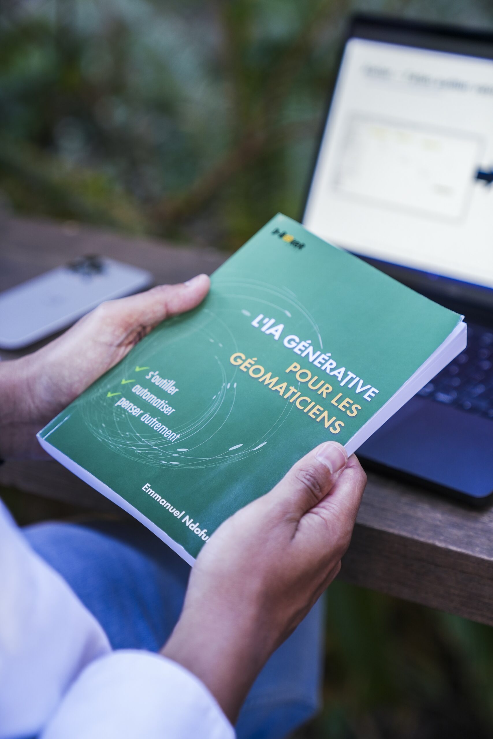 L'IA générative pour les géomaticiens, par Emmanuel Ndofunsu